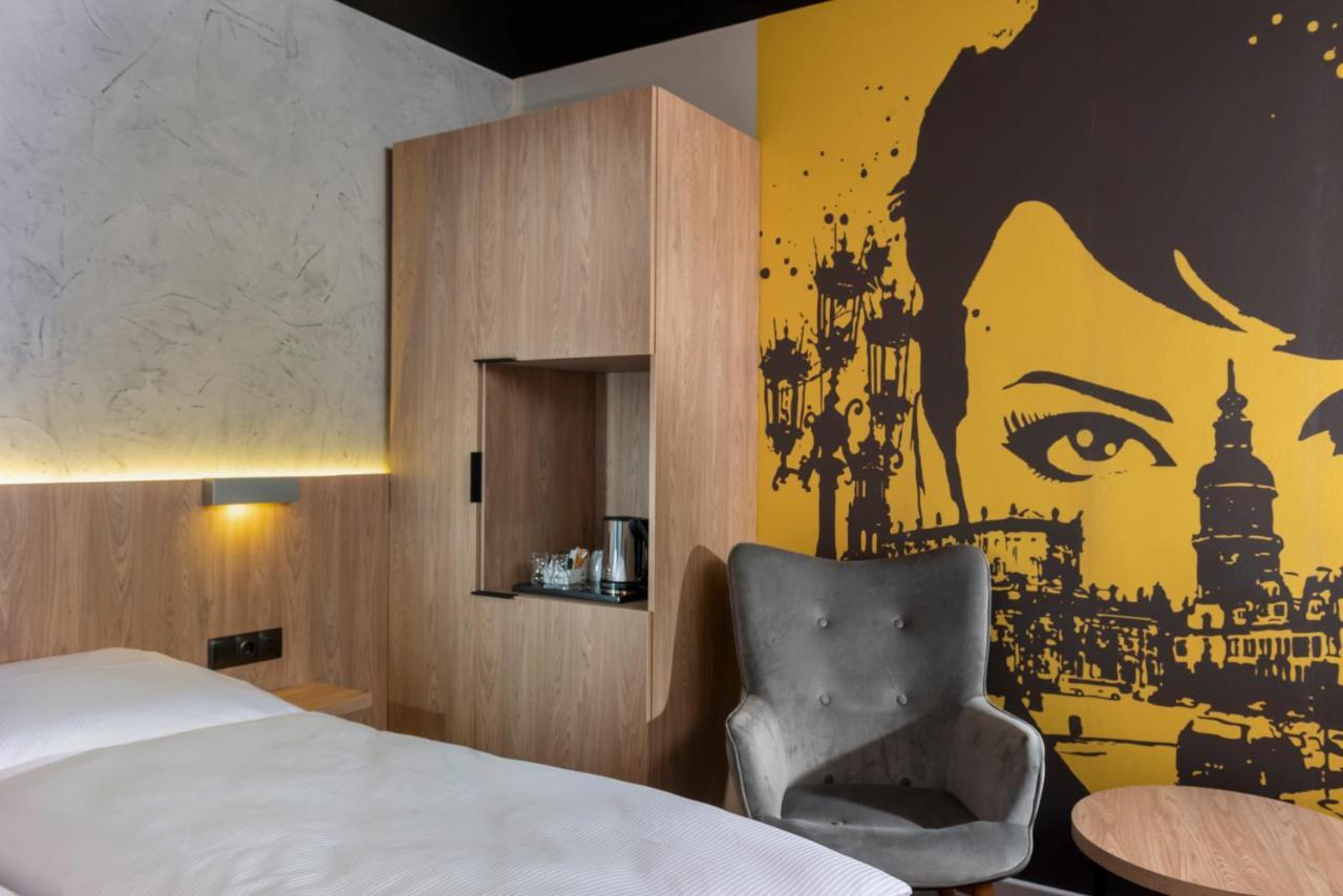 Ibis Styles Dresden Neustadt Pokoj fotografie